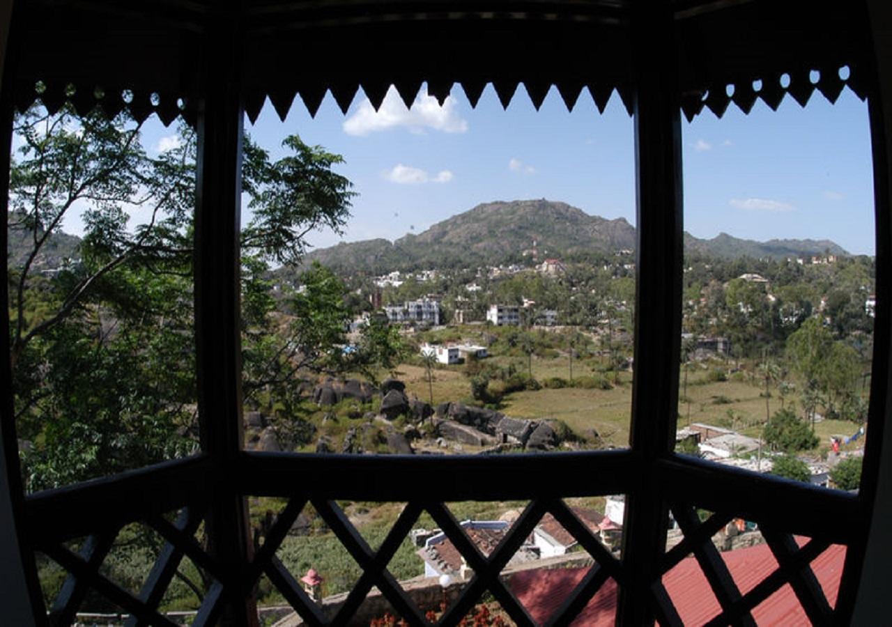 Hotel Sunrise Palace Mount Abu Exterior photo